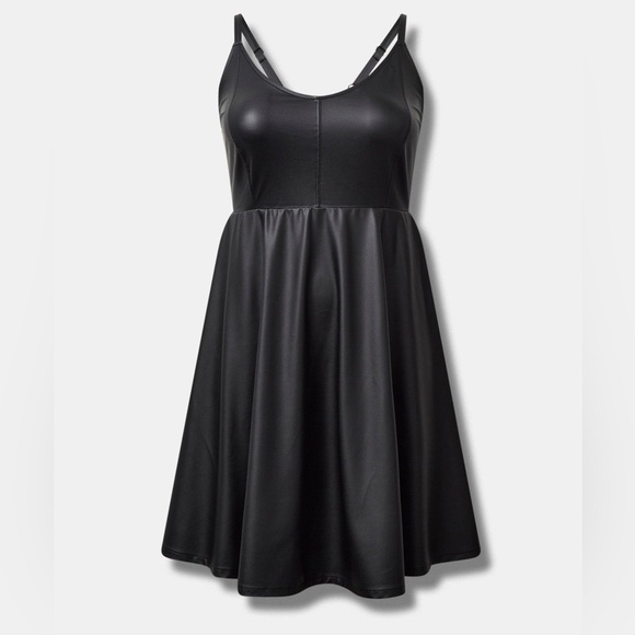 NWT torrid plus size 3 black At The Knee PU Cami Dress faux leather pockets - Picture 1 of 4